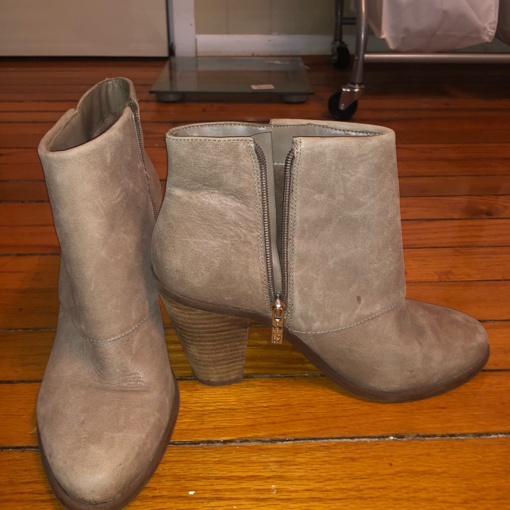 Jessica Simpson Heels